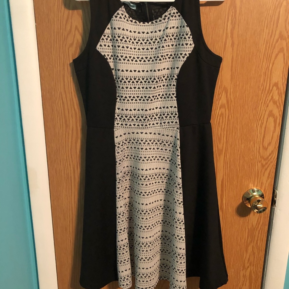 Sleeveless dress from Maurice’s size large